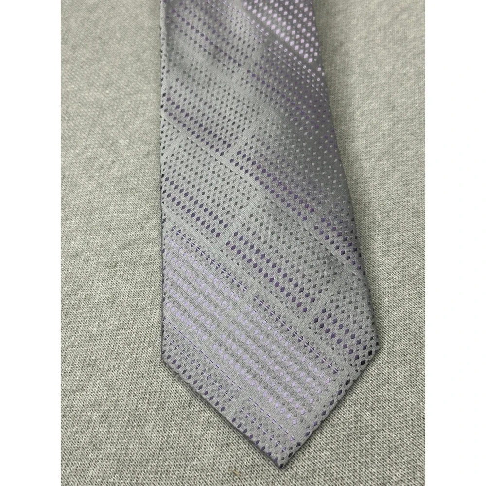 Men's Silk Neck Tie iridescent lavender geometric stain resistant Power Tie
